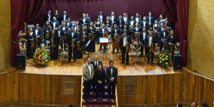 Concierto Histórico: Debuta en Totonicapán la Orquesta Sinfónica Regional de Occidente