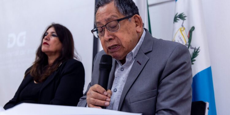 Francisco Morales Santos: Un encuentro con sus letras para inspirar a las nuevas generaciones