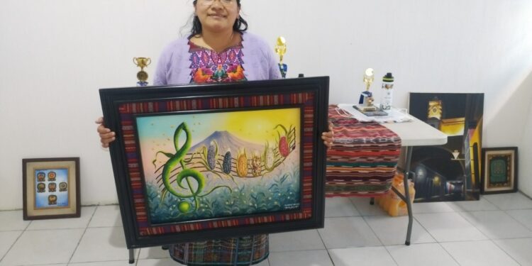 San Juan Comalapa honra a Rafael Álvarez Ovalle con vibrante concurso de pintura
