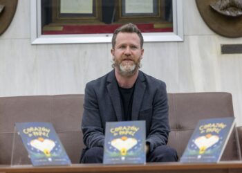 Ganadora del Premio Marilena López: Presentan la Novela Juvenil “Corazón de Papel”