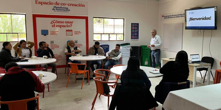 Capacitación de bienestar animal en San Juan Sacatepéquez