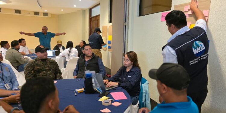 Continúan en Jutiapa los talleres regionales para la construcción de la Política Nacional del Fuego