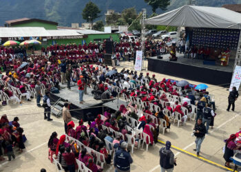 Declaran dos nuevos municipios libres de pisos de tierra en Huehuetenango