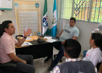 Fortalecen capacidades en Seguridad Alimentaria durante reunión de Mesa Técnica en El Asintal