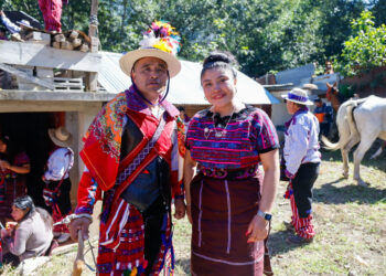 Odilia Crisa Pablo Pablo: de pilotear aviones a ser la primera mujer jinete en el “Juego de Gallos”