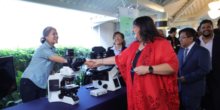Agricultura moderna es impulsada en 3er Congreso Interuniversitario de Biotecnología