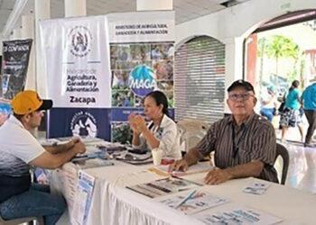 Jornada Móvil de Atención acerca servicios del MAGA a productores de Gualán