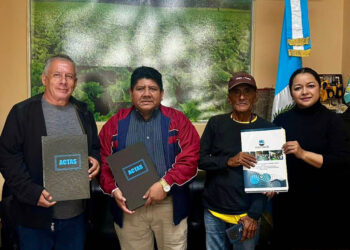 Pescadores artesanales de Iztapa organizados para fortalecer su producción