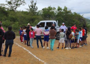 Promueven la convivencia pacífica en CADER Juvenil de Zacapa