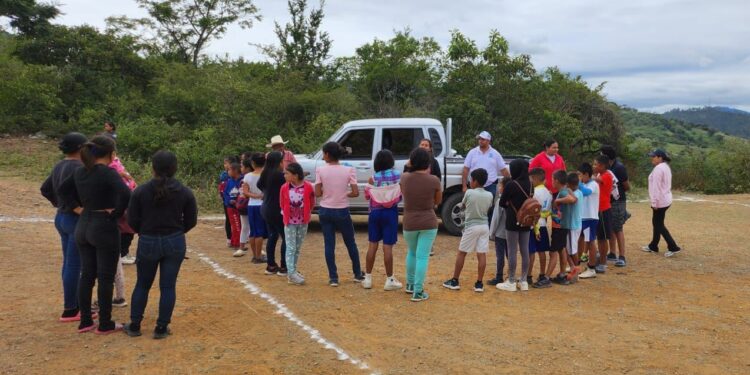 Promueven la convivencia pacífica en CADER Juvenil de Zacapa
