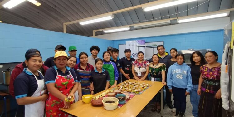 Ministerio de Cultura y Deportes fortalece la identidad cultural del Pueblo K’iche’ con proceso de formación gastronómica “Sabores ancestrales quichelense”