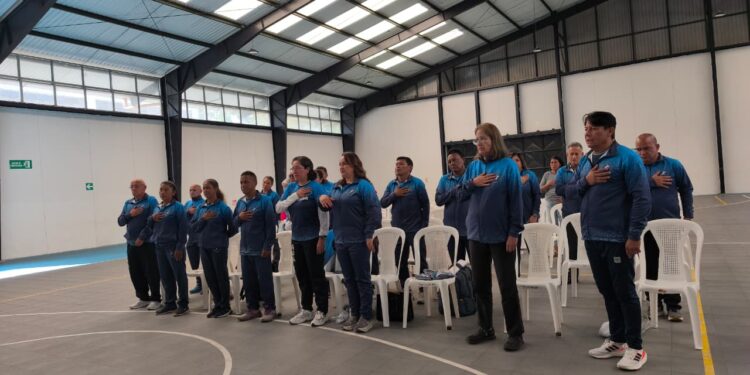 Atletas máster juramentan para representar a Guatemala en México, Chile y EE. UU.