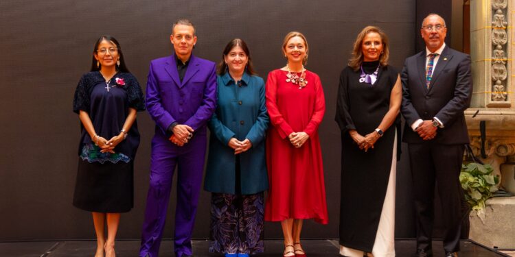 Inaugurada la 24ª Bienal de Arte Paiz en el Palacio Nacional de la Cultura