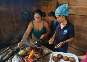 Aprenden elaboración de productos derivados del pescado