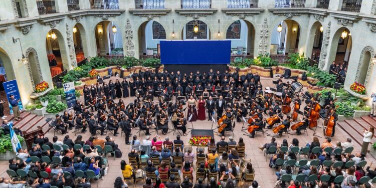 Encuentro Internacional Coral y Orquestal llenó de emoción y música clásica el Palacio Nacional