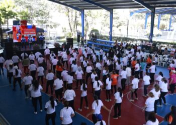 Foro-taller promueve la no violencia y el empoderamiento femenino a través del deporte