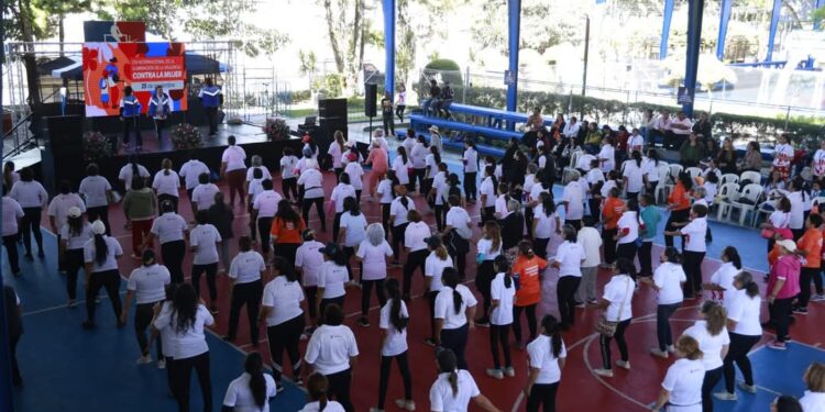 Foro-taller promueve la no violencia y el empoderamiento femenino a través del deporte