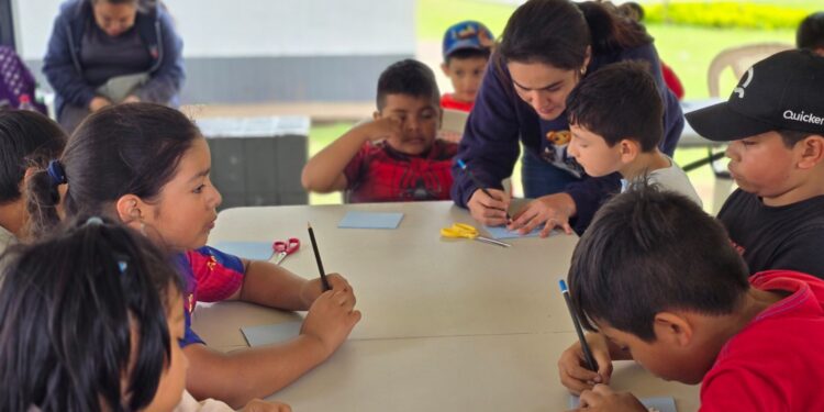 Campo Marte impulsa la creatividad y el desarrollo integral con curso de manualidades