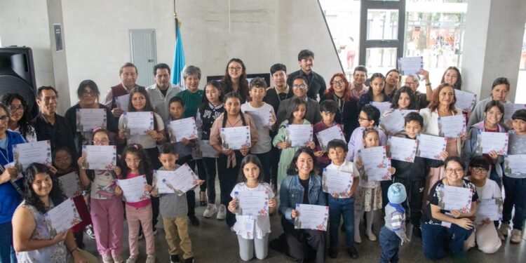 Desarrollo Cultural: El MCD fortalece capacidades artísticas intergeneracionales