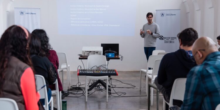 Semana de la Creación Audiovisual: ¡Comienza con éxito y grandes profesionales!