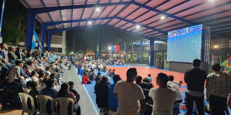 Guatemala vs. Panamá: Apoya a la Selección Nacional en el Centro Deportivo Gerona
