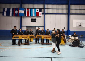 MCD conmemora el Día Nacional del Adulto Mayor en el Parque Erick Barrondo