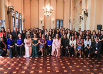 Palacio Nacional de la Cultura es sede de concierto en honor al B’elejeb’ B’atz’, Día de la Mujer Maya