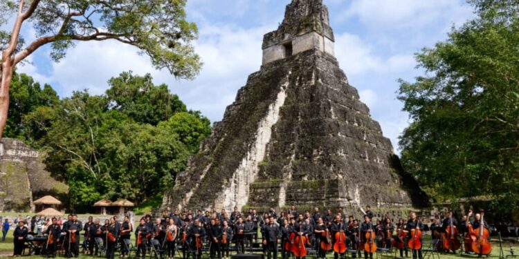 Ministerio de Cultura y Deportes lleva la Orquesta Sinfónica Nacional de gira a Petén