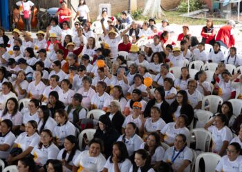 MCD fortalece a mil mujeres con foro-taller sobre no violencia y empoderamiento