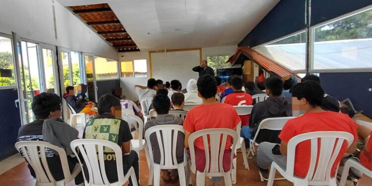 Niños y adolescentes se motivan para convertirse en guardianes de su herencia cultural