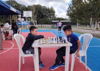 Jaque al Aire Libre: recreación, convivencia y estrategia en los Campos del Roosevelt
