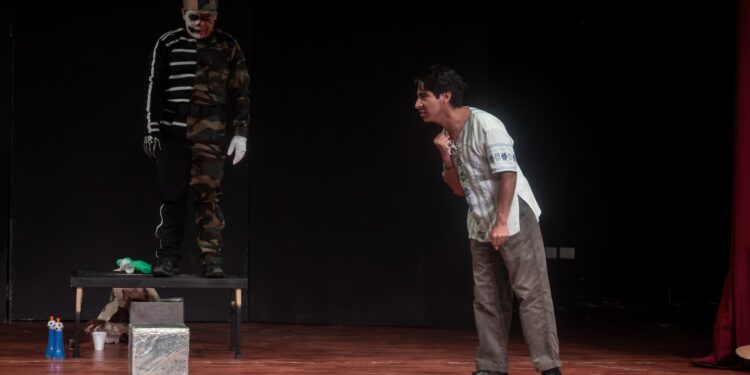 Muestra de Teatro Departamental “Norma Padilla”: Alta Verapaz y Retalhuleu exigen participación ciudadana