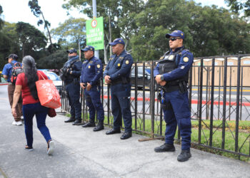Operativo de seguridad para actividades navideñas en el Obelisco