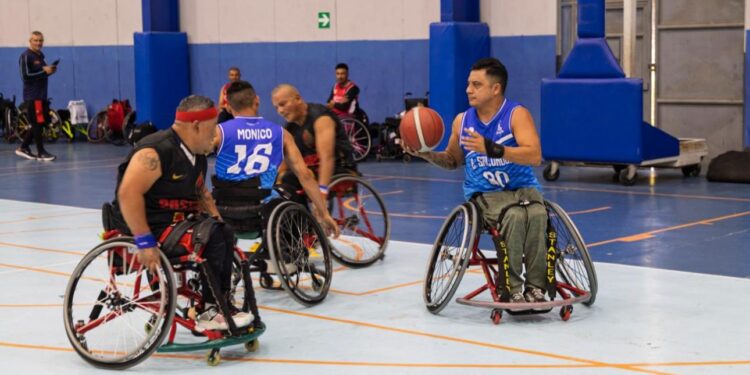 Se definen las semifinales del VII Campeonato Internacional de Clubes de Baloncesto en el Parque Erick Barrondo