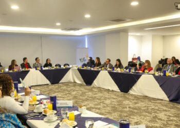 En el marco del Día Internacional del Migrante, Vicecanciller resalta el compromiso con el fortalecimiento de la Red Consular de Guatemala