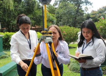 Fortalecen la certeza jurídica y el desarrollo de comunidades en áreas de reserva