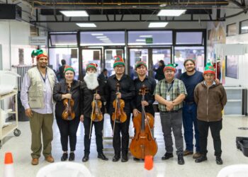 El Cuarteto Primavera lleva la magia de la Navidad a pacientes del Hospital San Juan de Dios