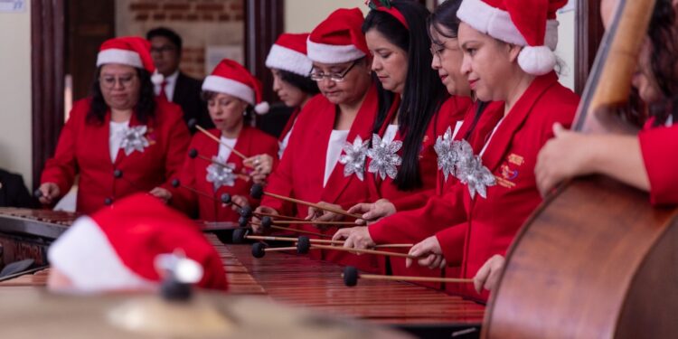 Melodías que Unen: La Marimba Femenina de Concierto da la bienvenida a la Navidad con clásicos y tradiciones