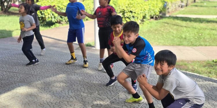 Éxito total en los Cursos de Vacaciones 2025: Cerca de 200 alumnos impulsan su talento y creatividad