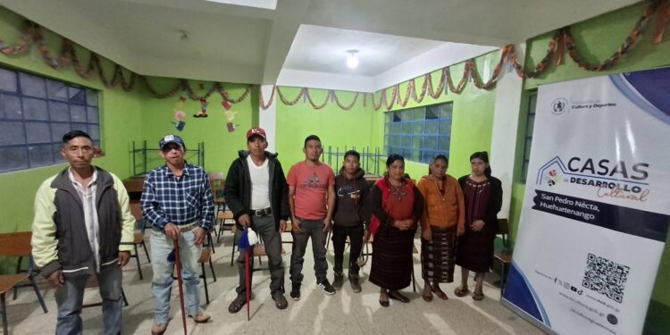 San Pedro Necta: 12 líderes comunitarios se capacitan en transparencia y desarrollo