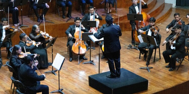 Orquesta Sinfónica de Occidente cierra Gira Navideña con conciertos gratuitos en Xela y Totonicapán