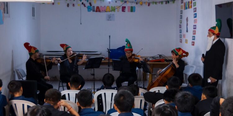 Cuarteto Primavera cierra gira 2025 con “Navidad para Todos” ante jóvenes de la SBS