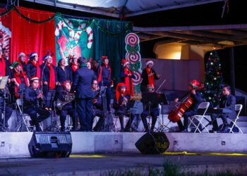 Unión Histórica: “Luz de Navidad” reúne tres agrupaciones artísticas del MCD en la Plaza Maya