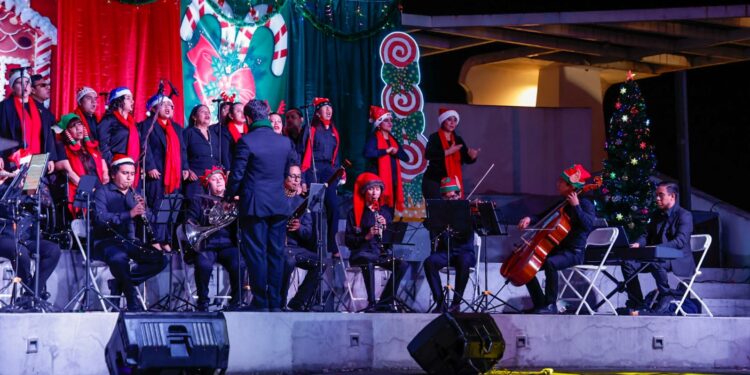 Unión Histórica: “Luz de Navidad” reúne tres agrupaciones artísticas del MCD en la Plaza Maya