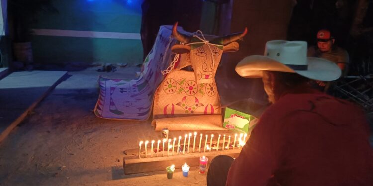 MCD preserva en Cubulco la tradición de los “Toritos” como símbolo de identidad navideña