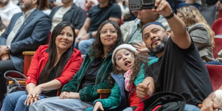 Orquesta Sinfónica Nacional despide el año con música y una recaudación de juguetes para regalar