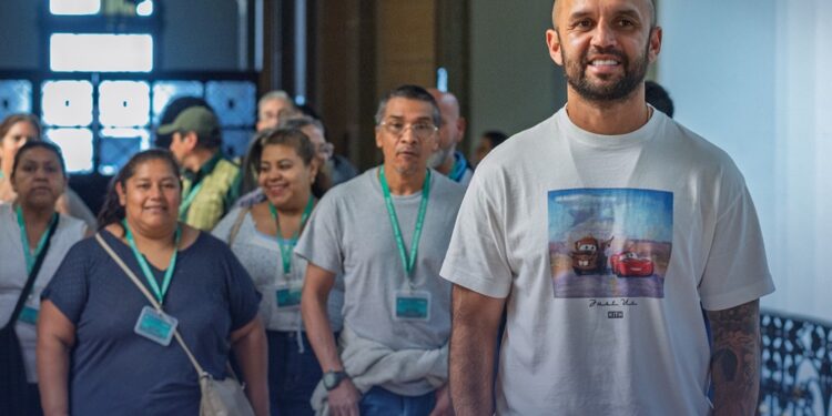José Manuel «El Moyo» Contreras recorrió el Palacio Nacional de la Cultura