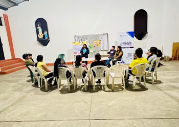 Jóvenes de Camotán fortalecen su identidad cultural a través de conferencia histórica