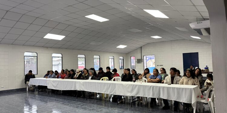 Artesanos reciben capacitación en Cobán, Alta Verapaz