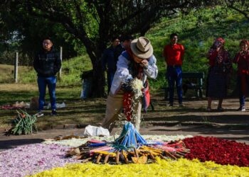 Ceremonia maya: patrimonio espiritual vivo de los pueblos originarios
